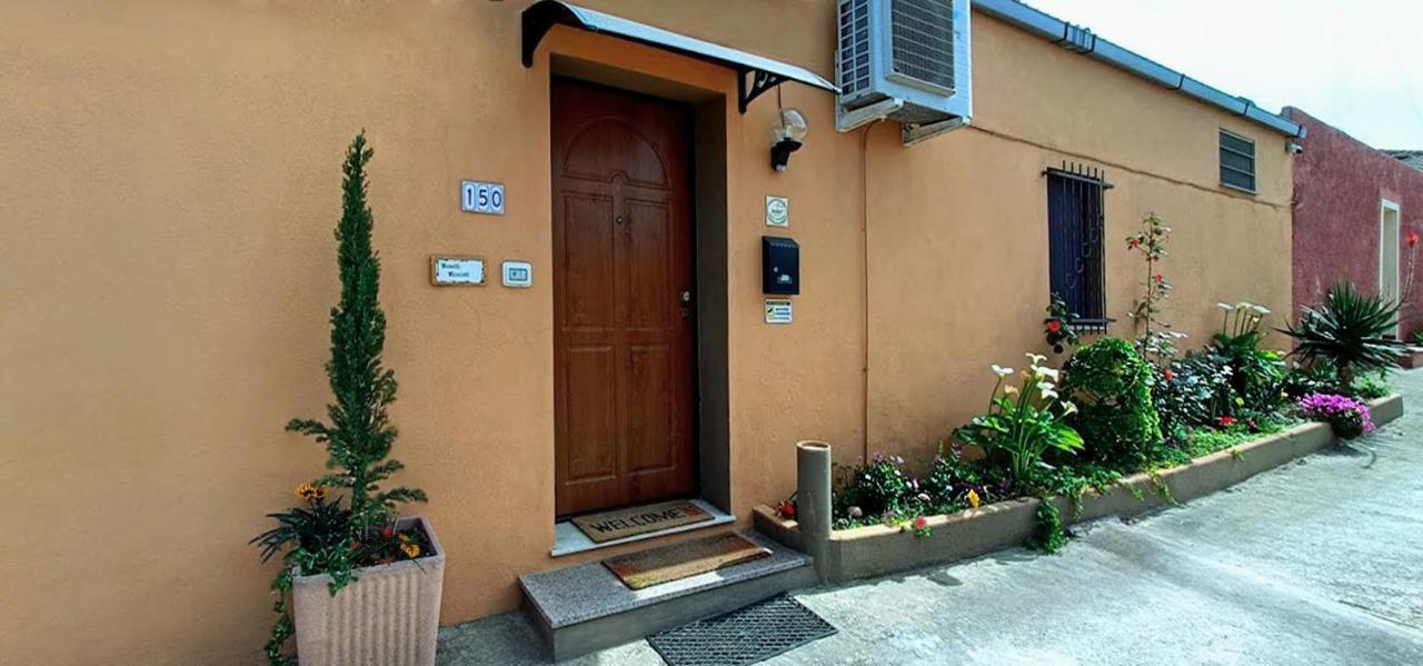 Casa Debby Villa Porto Torres Exterior photo